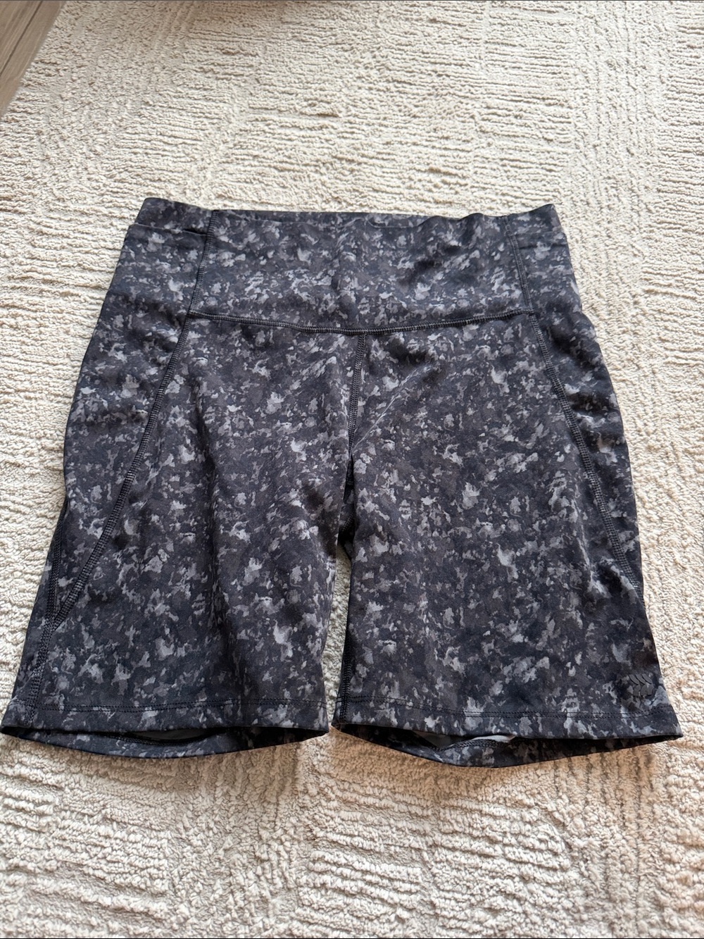 Women's all in motion biker shorts size large
